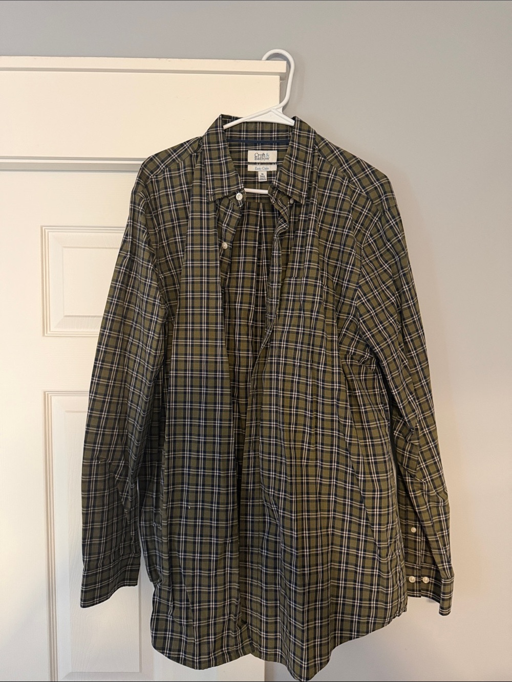 croft & barrow Olive Plaid Long-Sleeve Button-Down Shirt